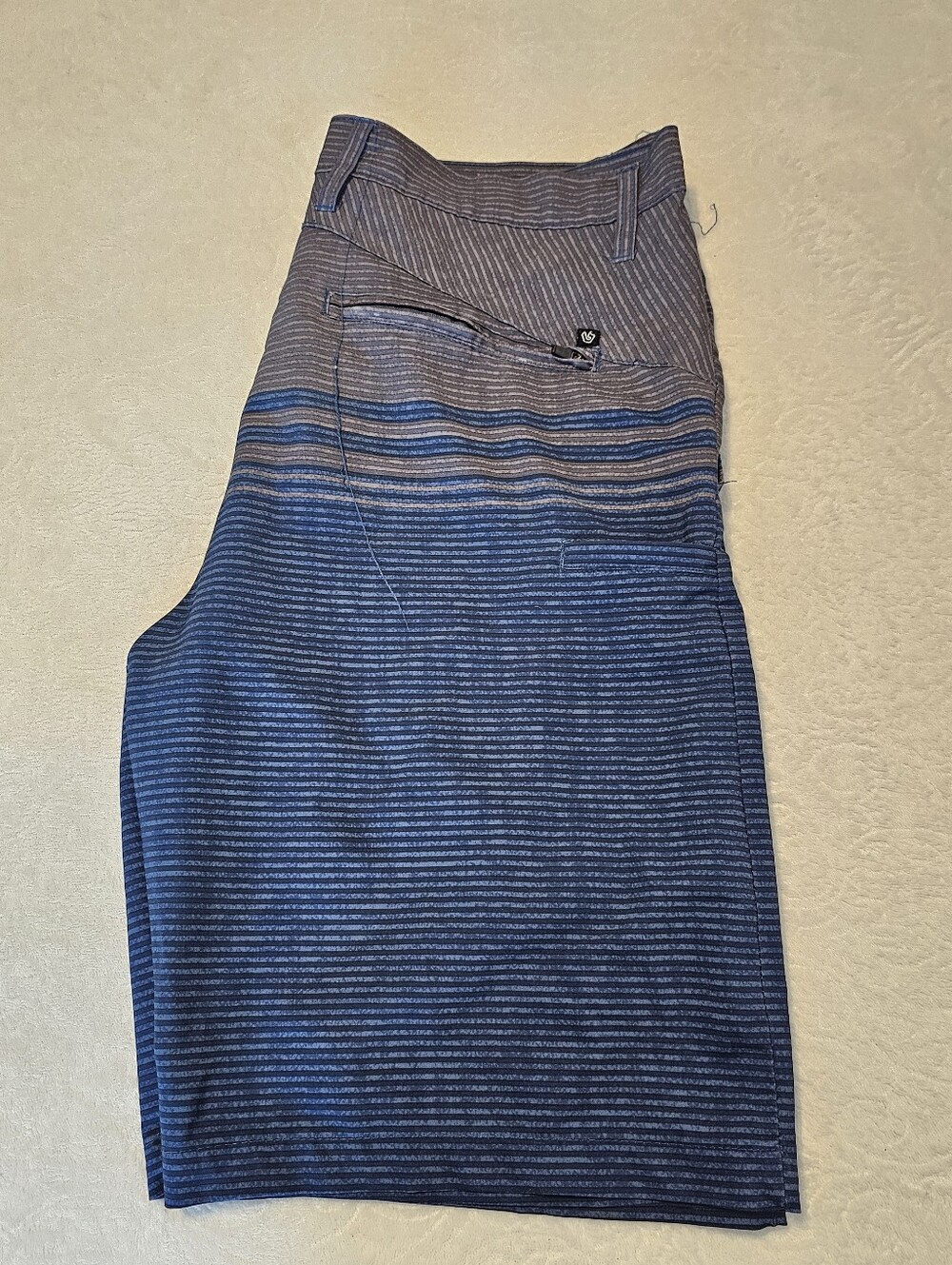 Burnside Hybrid Series Men's Shorts 32 Gray Blue Striped Boardshorts Walkshorts